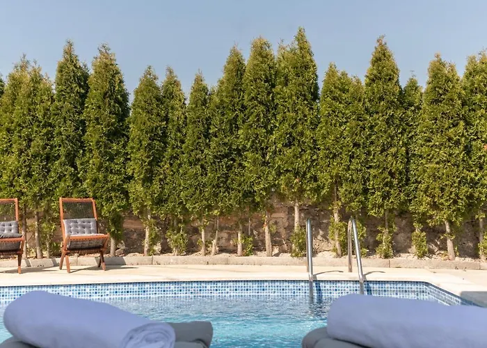 Kiara 펜션 브르토니글라